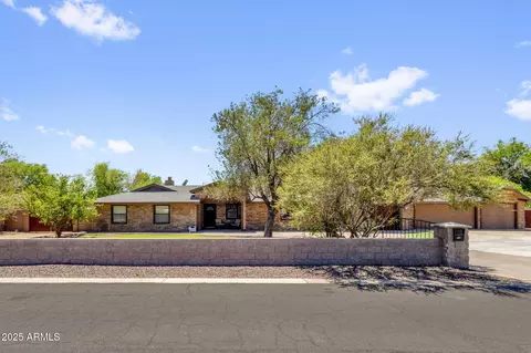 2043 E Quartz St, Mesa, AZ 85213 photo 3