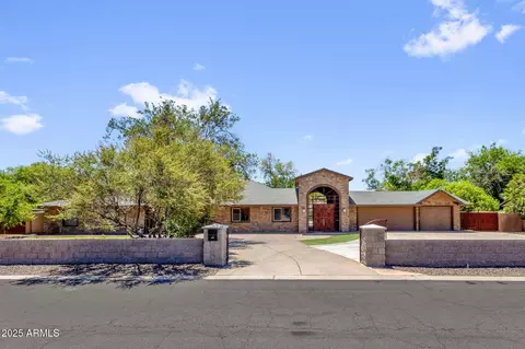 2043 E Quartz St, Mesa, AZ 85213