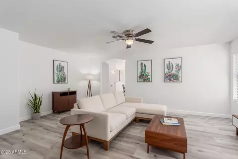 1021 E Nardini St, San Tan Valley, AZ 85140