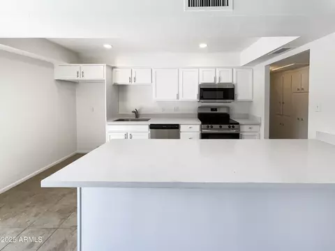 3479 E Presidio Rd, Phoenix, AZ 85032 photo 6