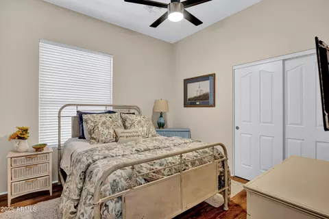 Bedroom - 903 E Hiddenview Dr, Phoenix, AZ 85048 photo 2 of 7