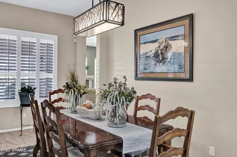 Dining - 903 E Hiddenview Dr, Phoenix, AZ 85048 photo 1 of 3