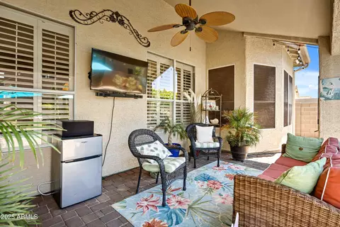 Exterior - 903 E Hiddenview Dr, Phoenix, AZ 85048 photo 6 of 6