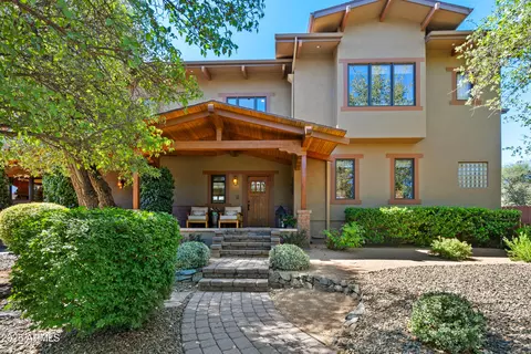 2525 W Green Brier Dr, Prescott, AZ 86305