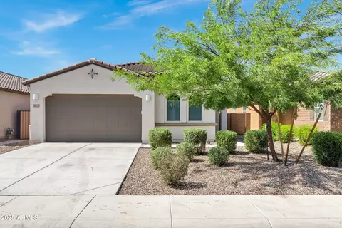 3522 E Dakota Dr, San Tan Valley, AZ 85143