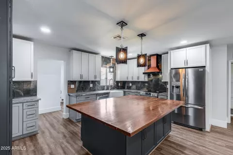 4243 N 15th Dr, Phoenix, AZ 85015 photo 7