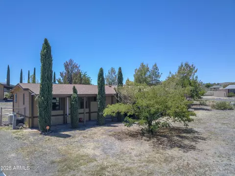 20415 E Sierra Dr E #8, Mayer, AZ 86333