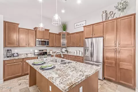 Kitchen - 7437 E Nora St, Mesa, AZ 85207 photo 2 of 3