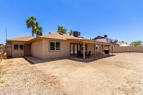 Exterior - 4818 N 79th Ave, Phoenix, AZ 85033 photo 4 of 6