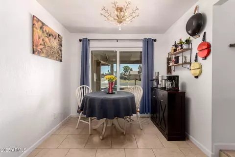 Dining - 4818 N 79th Ave, Phoenix, AZ 85033 photo 1 of 1