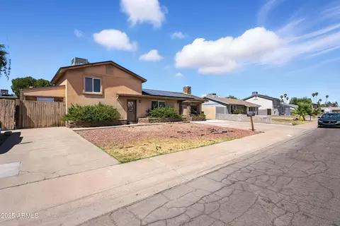 Exterior - 3724 W Bloomfield Rd, Phoenix, AZ 85029 photo 2 of 6