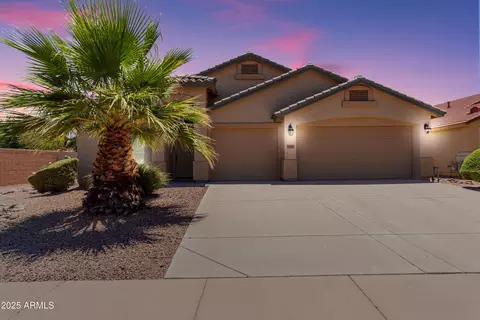 1161 W Love Rd, San Tan Valley, AZ 85143