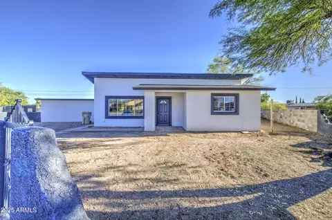 Exterior - 206 2nd Ave E, Buckeye, AZ 85326 photo 2 of 8