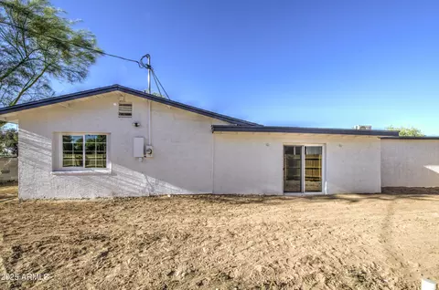 Exterior - 206 2nd Ave E, Buckeye, AZ 85326 photo 6 of 8