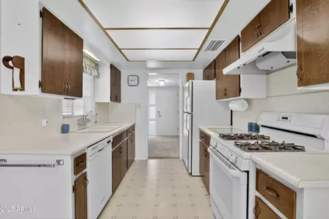 4305 E Flower St, Phoenix, AZ 85018 photo 7