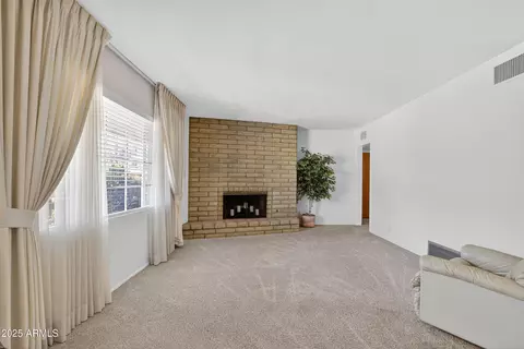 4305 E Flower St, Phoenix, AZ 85018 photo 6