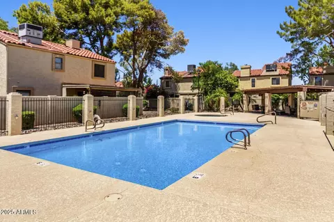 Exterior - 1615 E Redmon Dr, Tempe, AZ 85283 photo 13 of 14