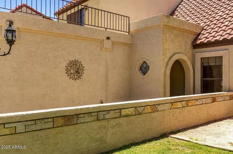 Exterior - 1615 E Redmon Dr, Tempe, AZ 85283 photo 4 of 14