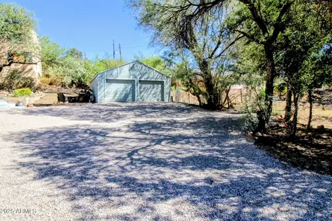Exterior - 814 E Maple St, Globe, AZ 85501 photo 2 of 9