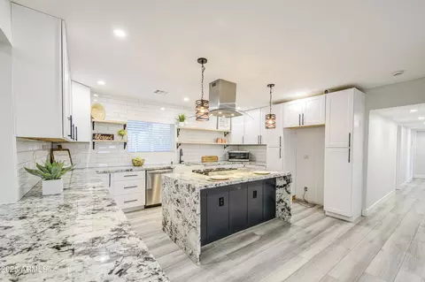 636 E 6th Pl, Mesa, AZ 85203 photo 6