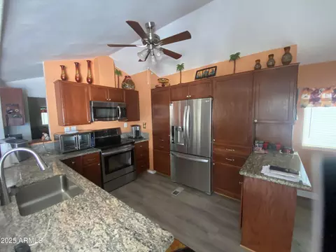 2209 W Klamath Ave, Apache Junction, AZ 85119 photo 10