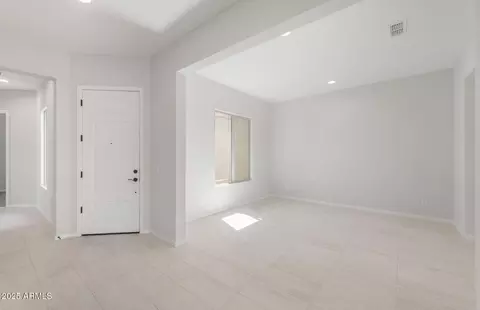 Entry Way - 714 W Flatiron Trl, Apache Junction, AZ 85120 photo 1 of 3