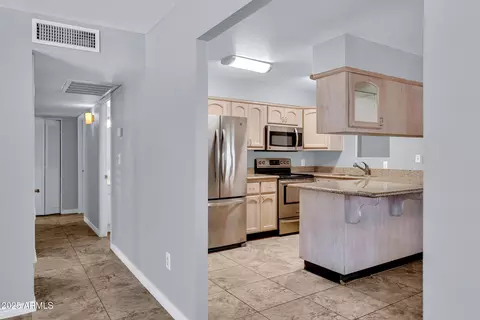 Entry Way - 201 E Harvard Dr, Tempe, AZ 85283 photo 1 of 2