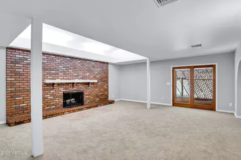 Living - 201 E Harvard Dr, Tempe, AZ 85283 photo 7 of 9