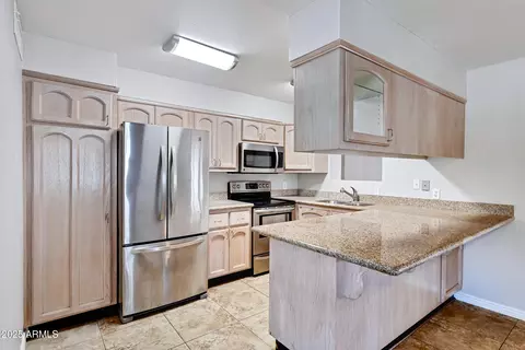 Kitchen - 201 E Harvard Dr, Tempe, AZ 85283 photo 2 of 5