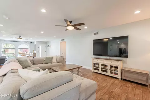 4217 E Western Star Blvd, Phoenix, AZ 85044 photo 8