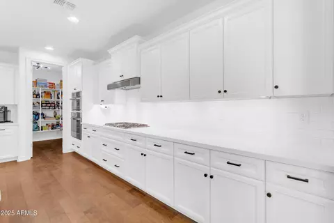 Kitchen - 2502 E Plum St, Gilbert, AZ 85298 photo 3 of 5