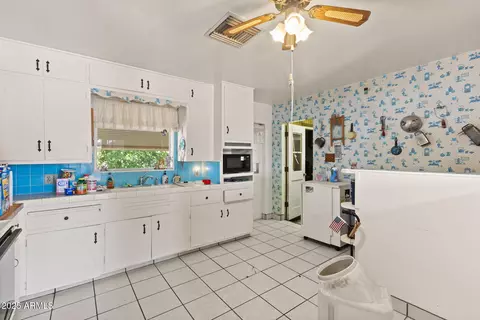 Kitchen - 6423 E Boston St, Mesa, AZ 85205 photo 1 of 1