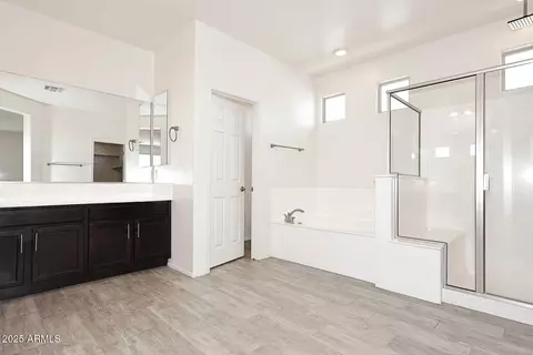 907 E Knightbridge Way, Gilbert, AZ 85297 photo 32