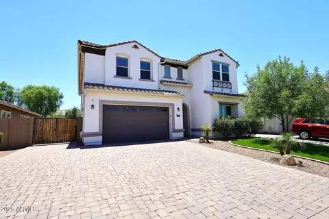 907 E Knightbridge Way, Gilbert, AZ 85297 photo 2