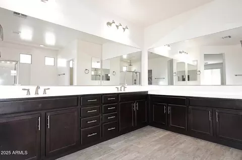 907 E Knightbridge Way, Gilbert, AZ 85297 photo 33