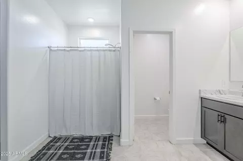 Bath - 3375 W Stradling Ave, Apache Junction, AZ 85120 photo 2 of 3