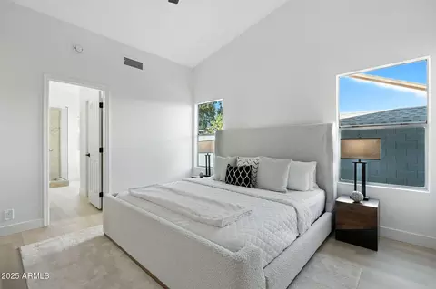 220 W Libby St, Phoenix, AZ 85023 photo 13