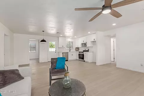 1340 N Oregon St, Chandler, AZ 85225