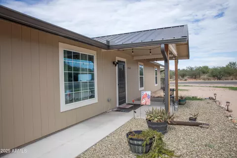 1960 W Willow Way, Benson, AZ 85602