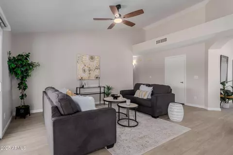 1043 S Buchanan St, Gilbert, AZ 85233 photo 19