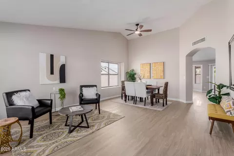 1043 S Buchanan St, Gilbert, AZ 85233 photo 9