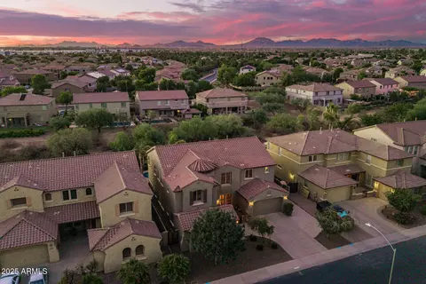 View/Area - 11034 E Ravenna Ave, Mesa, AZ 85212 photo 5 of 15
