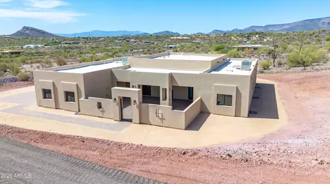 1816 E Fortune Dr, New River, AZ 85087