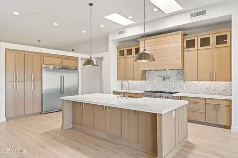 Kitchen - 1816 E Fortune Dr, New River, AZ 85087 photo 4 of 13