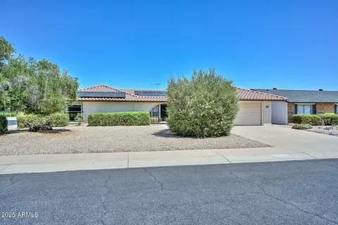 13215 N Lakeforest Dr, Sun City, AZ 85351