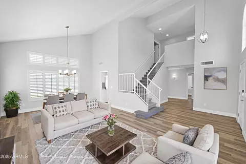 Living - 1875 E Aspen Way, Gilbert, AZ 85234 photo 2 of 7