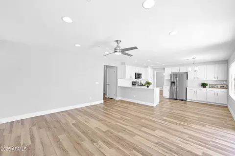 Living - 1875 E Aspen Way, Gilbert, AZ 85234 photo 7 of 7
