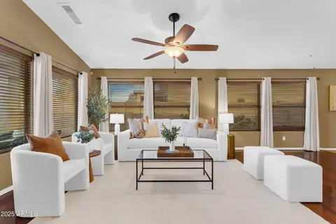 17562 W Dalea Dr, Goodyear, AZ 85338
