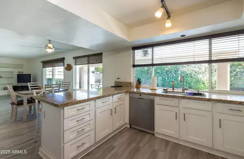 4401 E Cortez St, Phoenix, AZ 85028 photo 8
