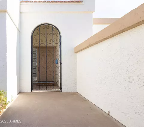4401 E Cortez St, Phoenix, AZ 85028 photo 2